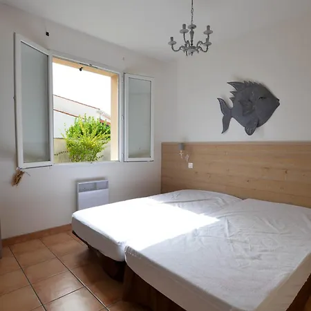 Villa Superbe villa 4 pièces avec jardin à 1500m de la plage, 800m des commerces - La Palmyre - FR-1-705-30 *